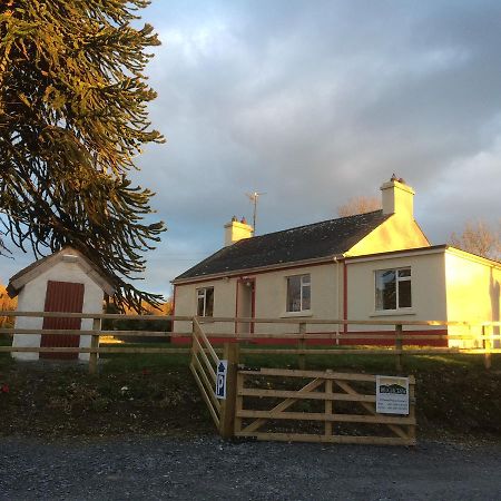 Millbrook Loughcrew Megalithic Hostel מראה חיצוני תמונה