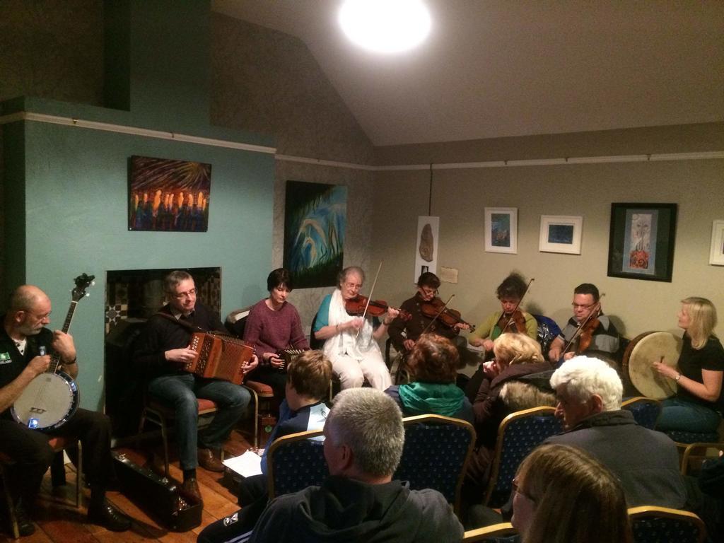 Millbrook Loughcrew Megalithic Hostel מראה חיצוני תמונה