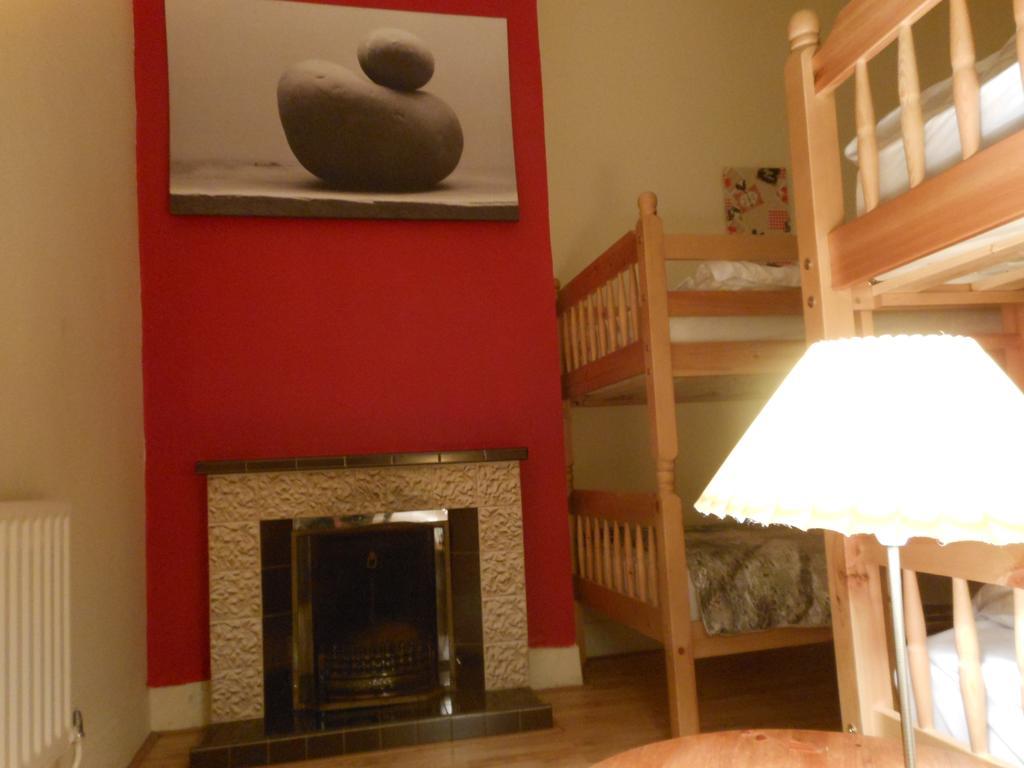 Millbrook Loughcrew Megalithic Hostel חדר תמונה