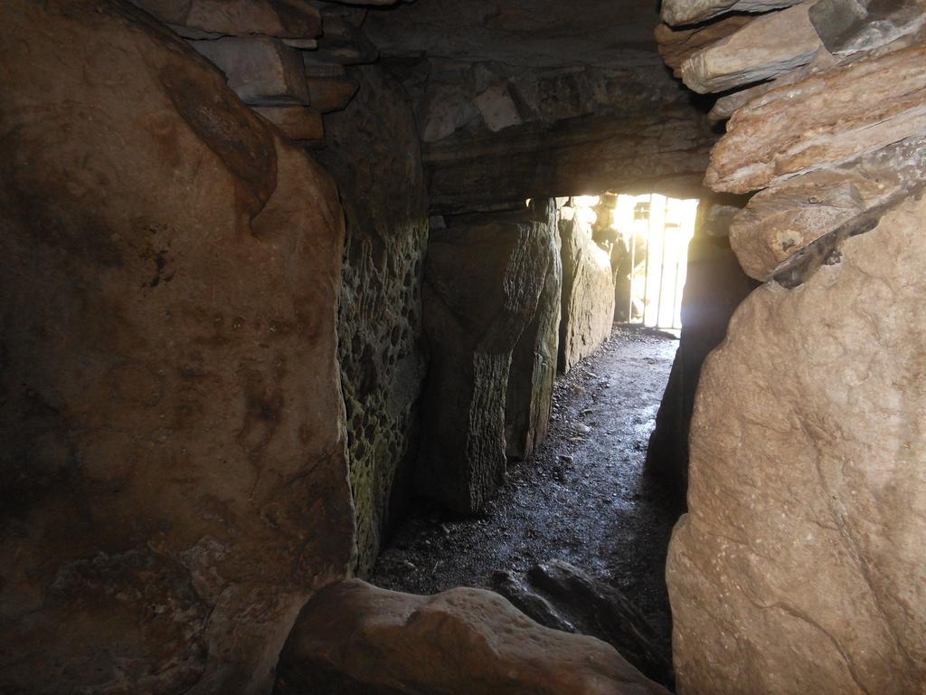 Millbrook Loughcrew Megalithic Hostel מראה חיצוני תמונה