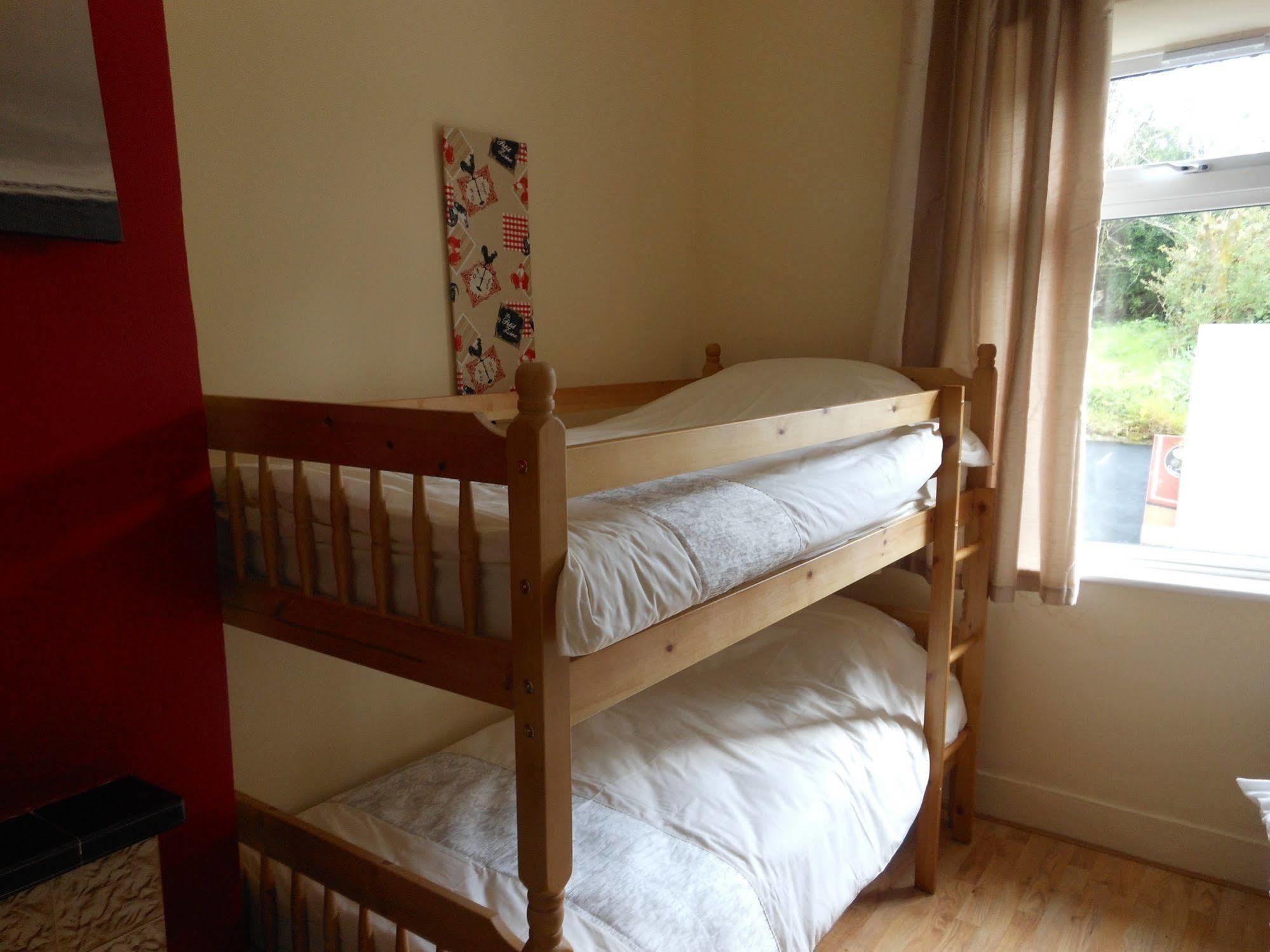 Millbrook Loughcrew Megalithic Hostel מראה חיצוני תמונה
